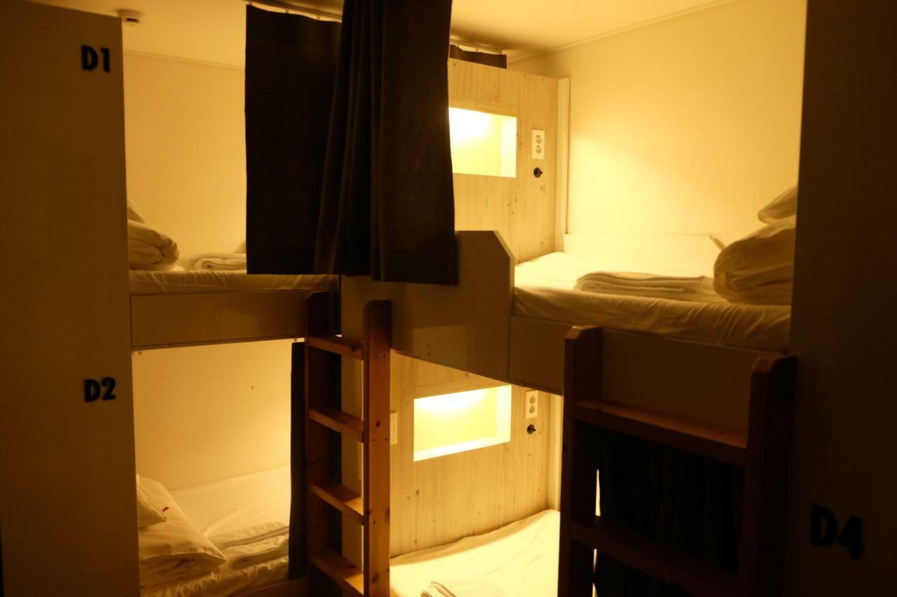 Bed Radio Dongmoon Hotel Jeju Bagian luar foto